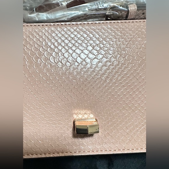 NWT - Aldo Qeelaa Handbag - Snakeskin - Picture 8 of 15